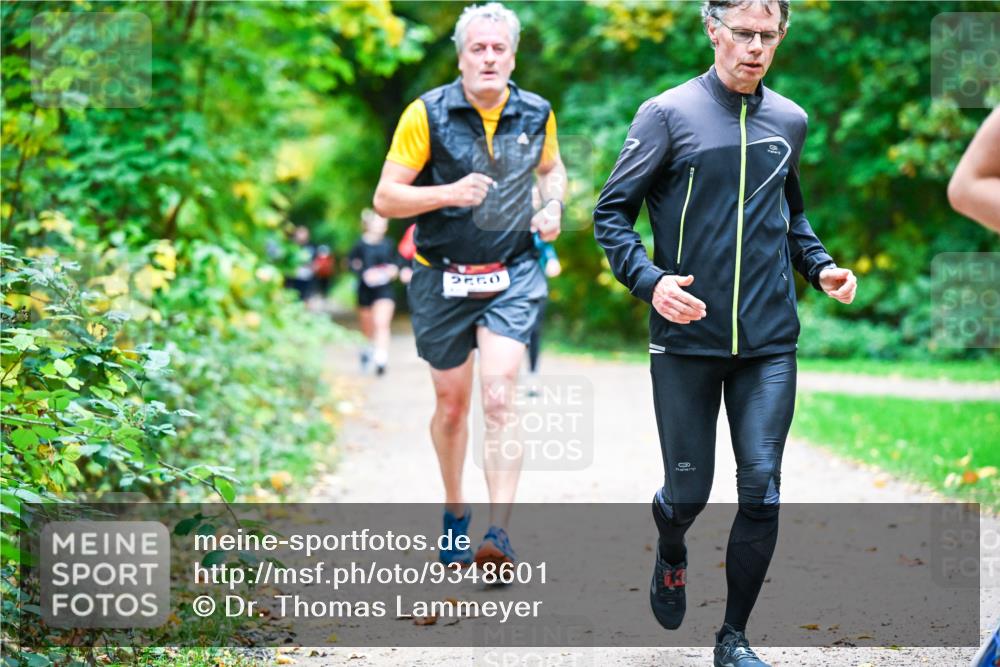 12.10.2025 - Bramfelder Halbmarathon 2025 Dr. Thomas Lammeyer http://msf.ph/oto/9348601 12.10.2025 10:27:54 Laufen  meine-sportfotos.de