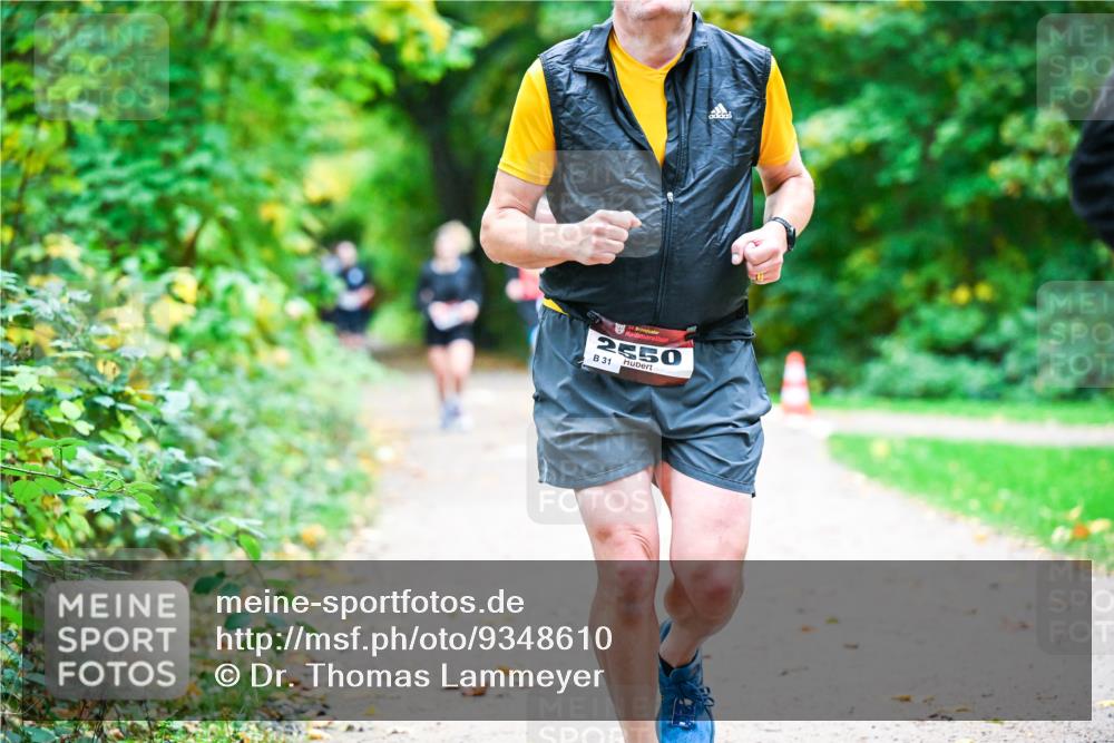 12.10.2025 - Bramfelder Halbmarathon 2025 Dr. Thomas Lammeyer http://msf.ph/oto/9348610 12.10.2025 10:27:55 Laufen 2550, 31 meine-sportfotos.de