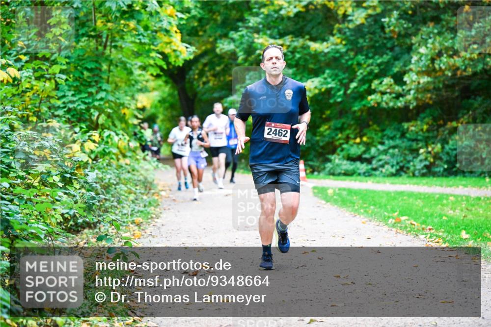 12.10.2025 - Bramfelder Halbmarathon 2025 Dr. Thomas Lammeyer http://msf.ph/oto/9348664 12.10.2025 10:28:08 Laufen 2462 meine-sportfotos.de