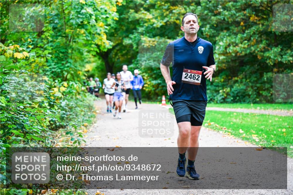 12.10.2025 - Bramfelder Halbmarathon 2025 Dr. Thomas Lammeyer http://msf.ph/oto/9348672 12.10.2025 10:28:09 Laufen 2462 meine-sportfotos.de