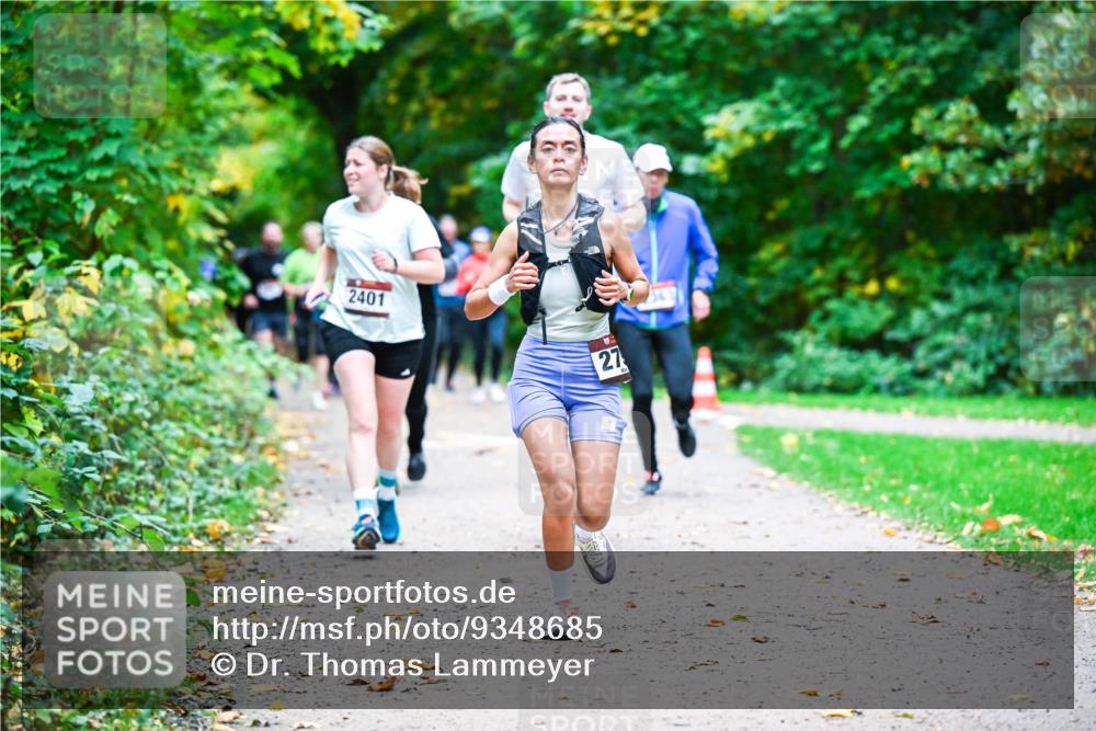 12.10.2025 - Bramfelder Halbmarathon 2025 Dr. Thomas Lammeyer http://msf.ph/oto/9348685 12.10.2025 10:28:12 Laufen 2401, 27 meine-sportfotos.de