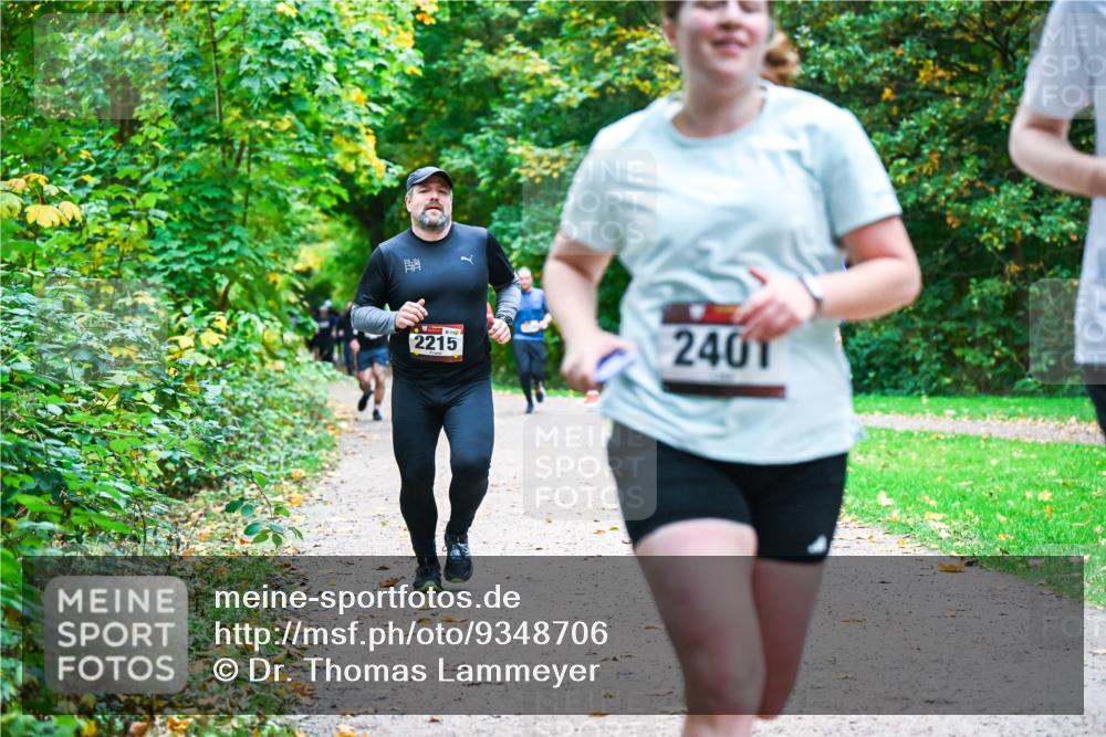 12.10.2025 - Bramfelder Halbmarathon 2025 Dr. Thomas Lammeyer http://msf.ph/oto/9348706 12.10.2025 10:28:15 Laufen 2215, 2401 meine-sportfotos.de