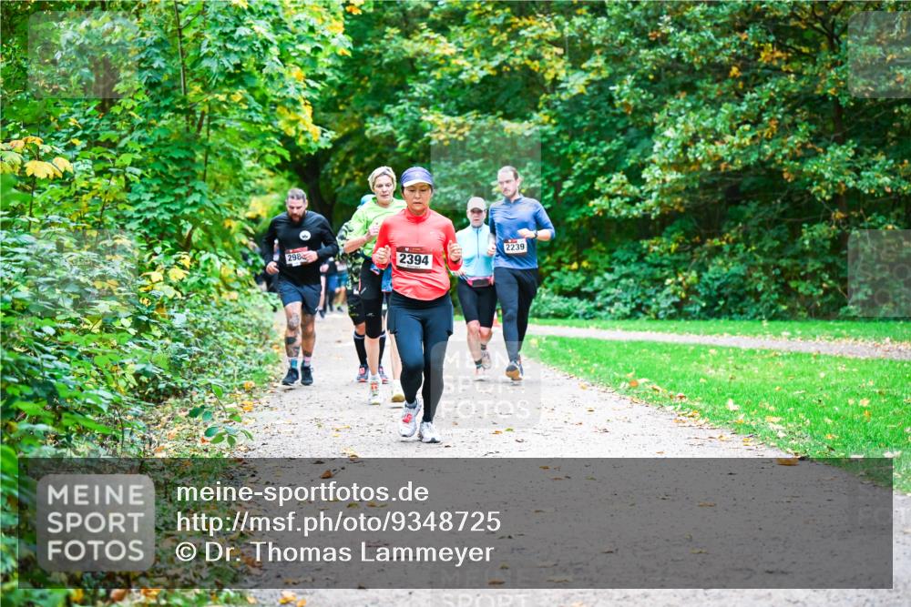 12.10.2025 - Bramfelder Halbmarathon 2025 Dr. Thomas Lammeyer http://msf.ph/oto/9348725 12.10.2025 10:28:19 Laufen 2239, 298, 2394 meine-sportfotos.de