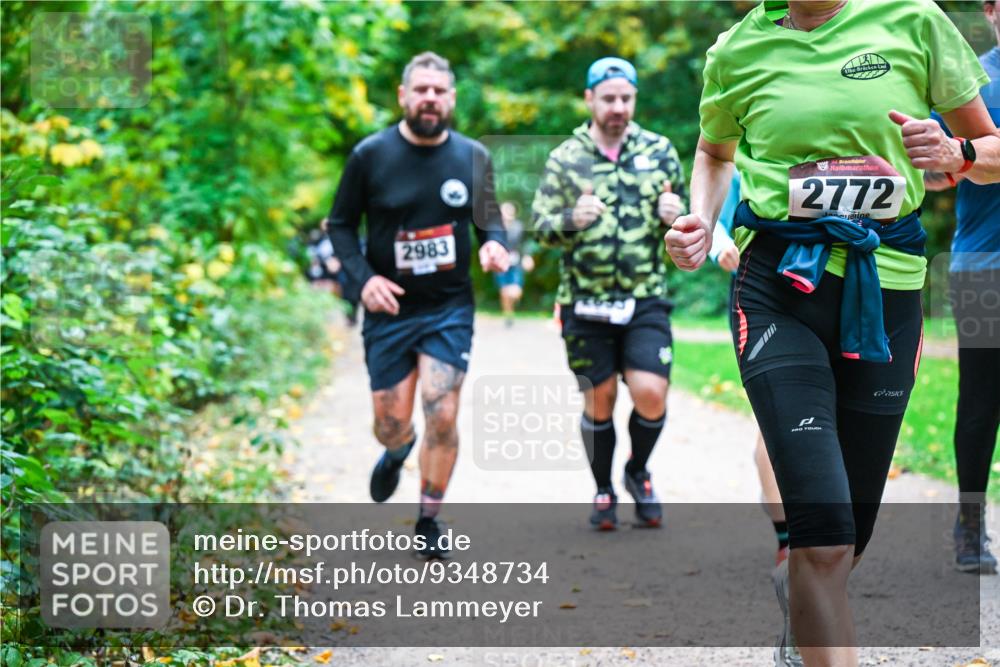 12.10.2025 - Bramfelder Halbmarathon 2025 Dr. Thomas Lammeyer http://msf.ph/oto/9348734 12.10.2025 10:28:23 Laufen 2983, 34, 2772 meine-sportfotos.de
