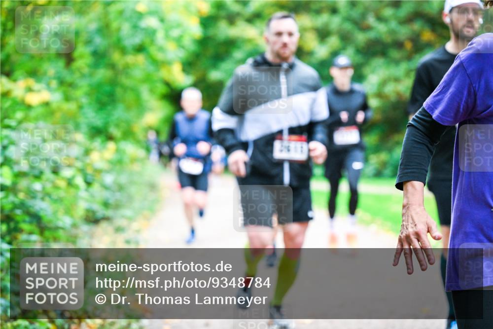 12.10.2025 - Bramfelder Halbmarathon 2025 Dr. Thomas Lammeyer http://msf.ph/oto/9348784 12.10.2025 10:28:34 Laufen  meine-sportfotos.de