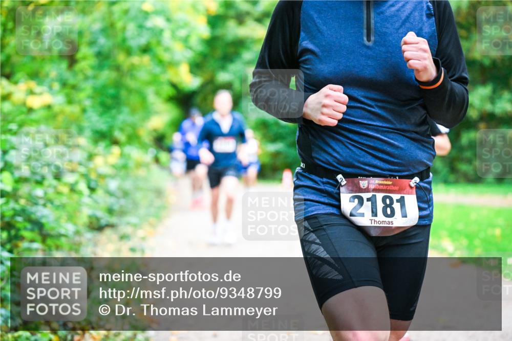 12.10.2025 - Bramfelder Halbmarathon 2025 Dr. Thomas Lammeyer http://msf.ph/oto/9348799 12.10.2025 10:28:37 Laufen 34, 2181 meine-sportfotos.de