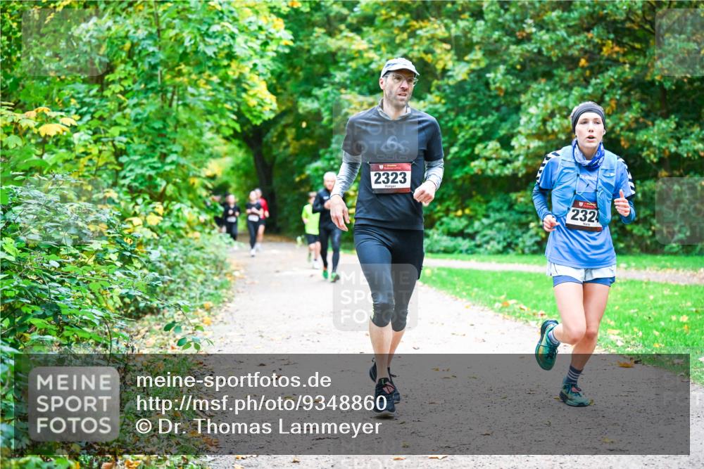 12.10.2025 - Bramfelder Halbmarathon 2025 Dr. Thomas Lammeyer http://msf.ph/oto/9348860 12.10.2025 10:28:47 Laufen 2323, 232 meine-sportfotos.de