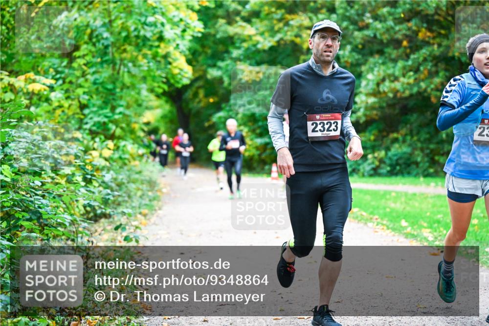12.10.2025 - Bramfelder Halbmarathon 2025 Dr. Thomas Lammeyer http://msf.ph/oto/9348864 12.10.2025 10:28:47 Laufen 34, 2323, 23 meine-sportfotos.de