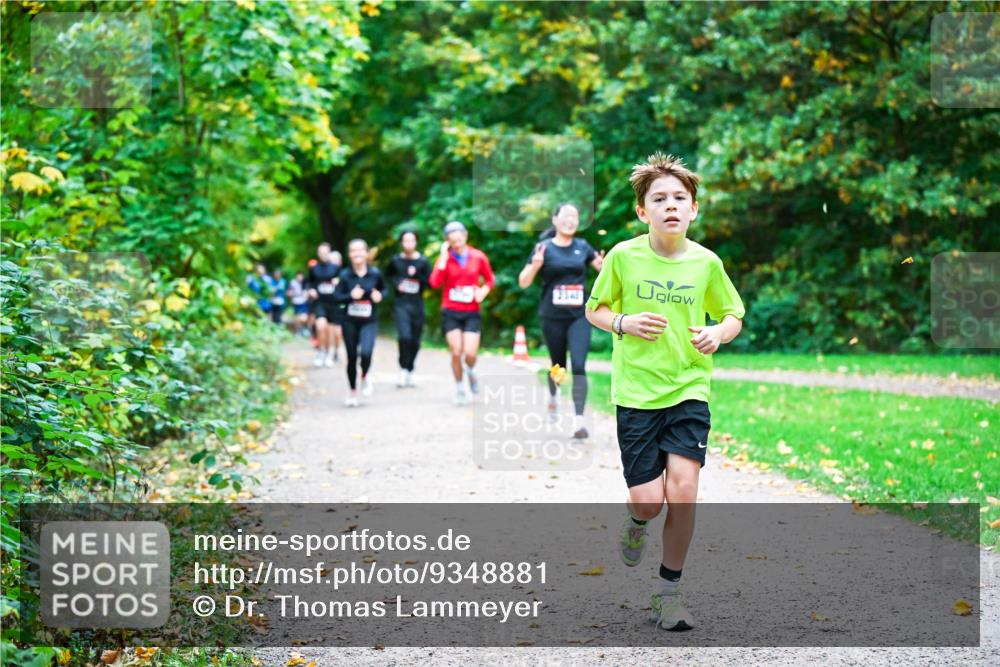 12.10.2025 - Bramfelder Halbmarathon 2025 Dr. Thomas Lammeyer http://msf.ph/oto/9348881 12.10.2025 10:28:54 Laufen 3341 meine-sportfotos.de