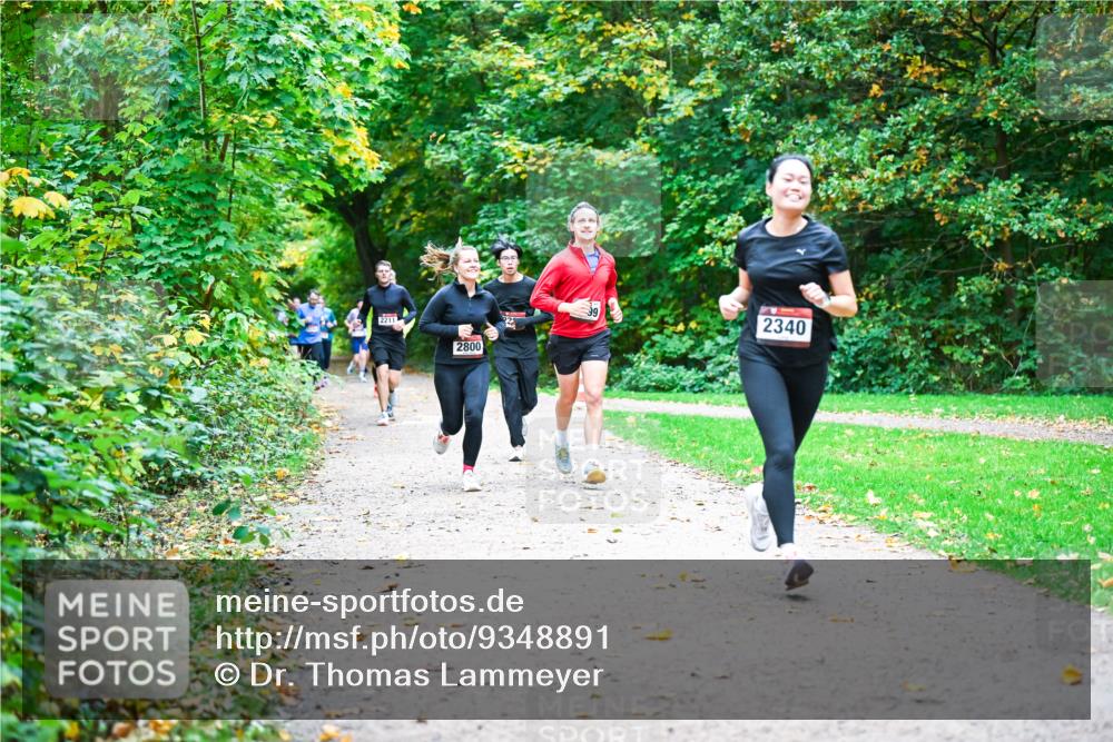 12.10.2025 - Bramfelder Halbmarathon 2025 Dr. Thomas Lammeyer http://msf.ph/oto/9348891 12.10.2025 10:28:56 Laufen 2211, 2800, 2340 meine-sportfotos.de