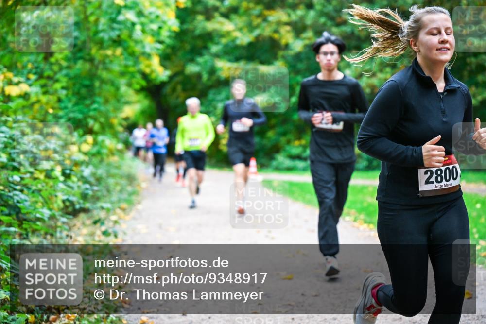 12.10.2025 - Bramfelder Halbmarathon 2025 Dr. Thomas Lammeyer http://msf.ph/oto/9348917 12.10.2025 10:29:00 Laufen 2800 meine-sportfotos.de