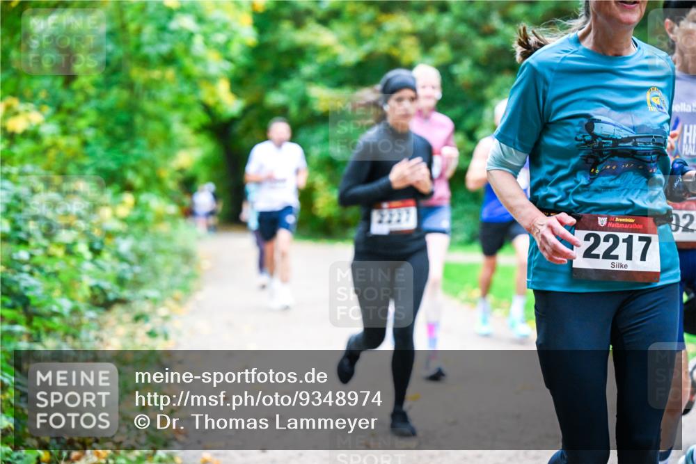 12.10.2025 - Bramfelder Halbmarathon 2025 Dr. Thomas Lammeyer http://msf.ph/oto/9348974 12.10.2025 10:29:09 Laufen 3237, 34, 2217, 92 meine-sportfotos.de
