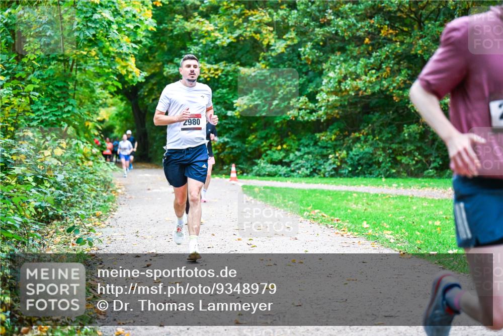 12.10.2025 - Bramfelder Halbmarathon 2025 Dr. Thomas Lammeyer http://msf.ph/oto/9348979 12.10.2025 10:29:11 Laufen 2980 meine-sportfotos.de