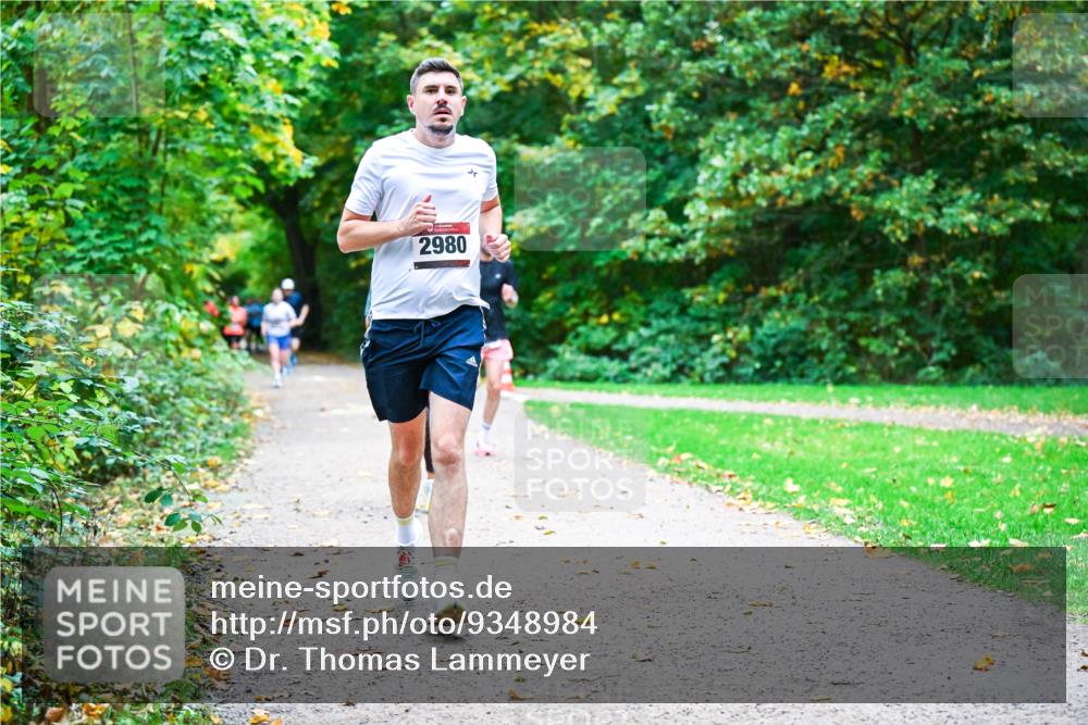 12.10.2025 - Bramfelder Halbmarathon 2025 Dr. Thomas Lammeyer http://msf.ph/oto/9348984 12.10.2025 10:29:11 Laufen 2980 meine-sportfotos.de