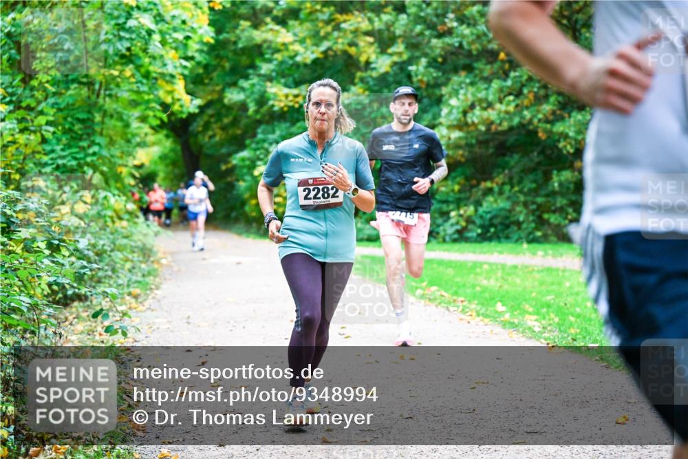 12.10.2025 - Bramfelder Halbmarathon 2025 Dr. Thomas Lammeyer http://msf.ph/oto/9348994 12.10.2025 10:29:13 Laufen 2282, 2715 meine-sportfotos.de