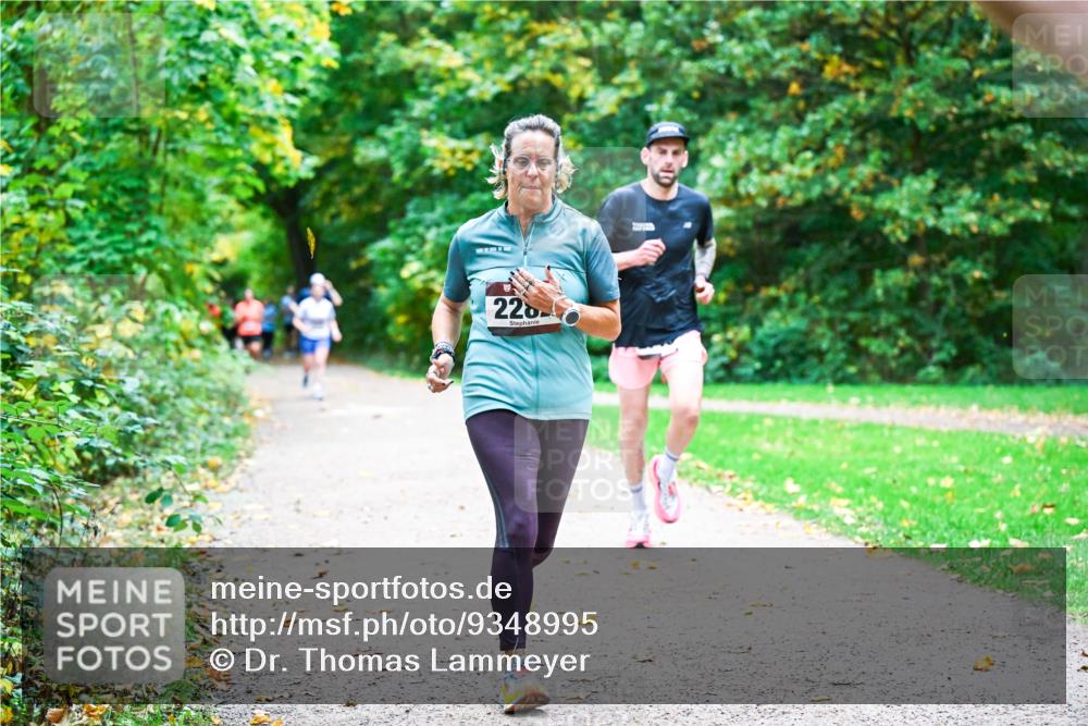 12.10.2025 - Bramfelder Halbmarathon 2025 Dr. Thomas Lammeyer http://msf.ph/oto/9348995 12.10.2025 10:29:13 Laufen 226 meine-sportfotos.de
