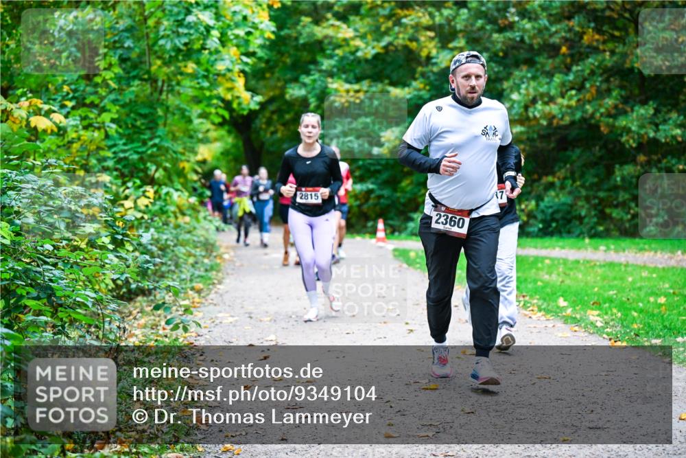 12.10.2025 - Bramfelder Halbmarathon 2025 Dr. Thomas Lammeyer http://msf.ph/oto/9349104 12.10.2025 10:29:39 Laufen 2815, 2360 meine-sportfotos.de