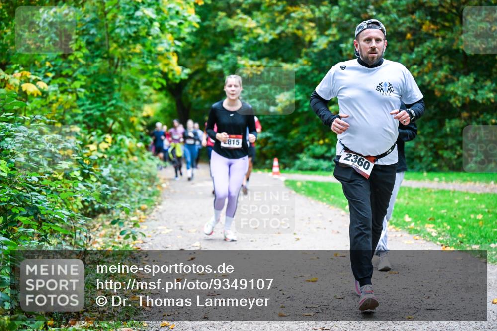12.10.2025 - Bramfelder Halbmarathon 2025 Dr. Thomas Lammeyer http://msf.ph/oto/9349107 12.10.2025 10:29:39 Laufen 815, 2360 meine-sportfotos.de