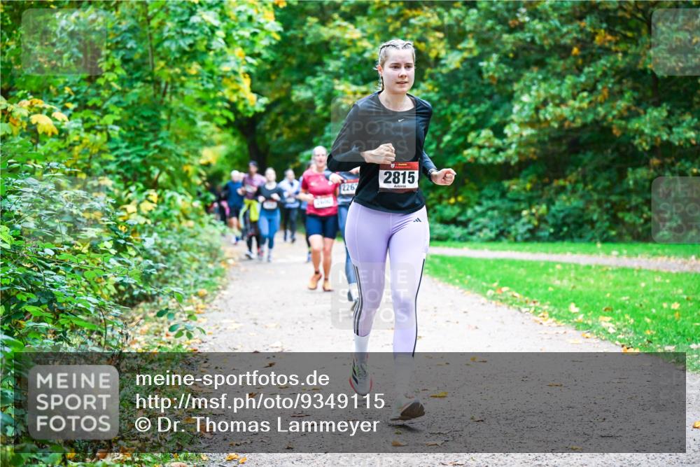 12.10.2025 - Bramfelder Halbmarathon 2025 Dr. Thomas Lammeyer http://msf.ph/oto/9349115 12.10.2025 10:29:41 Laufen 226, 2815 meine-sportfotos.de