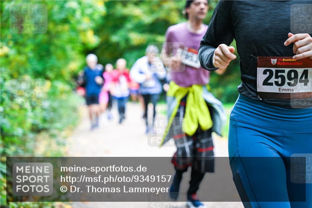 12.10.2025 - Bramfelder Halbmarathon 2025 Dr. Thomas Lammeyer http://msf.ph/oto/9349157 12.10.2025 10:29:48 Laufen 34, 2594 meine-sportfotos.de