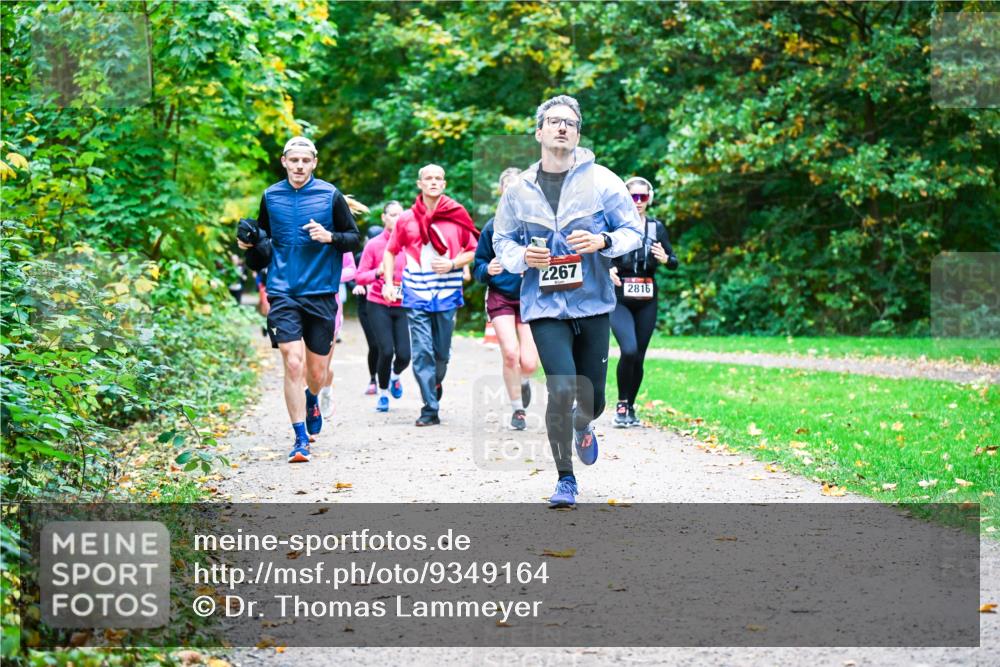 12.10.2025 - Bramfelder Halbmarathon 2025 Dr. Thomas Lammeyer http://msf.ph/oto/9349164 12.10.2025 10:29:50 Laufen 2267, 2816 meine-sportfotos.de