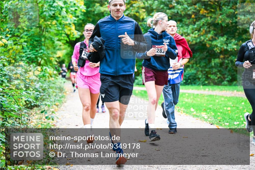 12.10.2025 - Bramfelder Halbmarathon 2025 Dr. Thomas Lammeyer http://msf.ph/oto/9349178 12.10.2025 10:29:52 Laufen 26, 283 meine-sportfotos.de