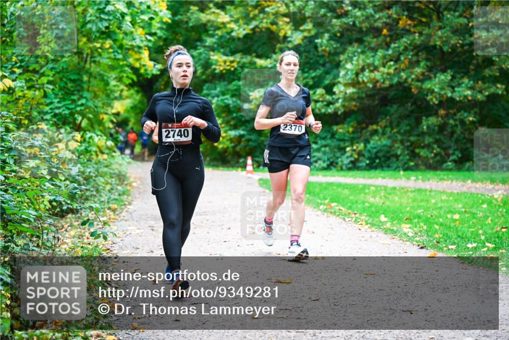 12.10.2025 - Bramfelder Halbmarathon 2025 Dr. Thomas Lammeyer http://msf.ph/oto/9349281 12.10.2025 10:30:11 Laufen 2740, 2370 meine-sportfotos.de