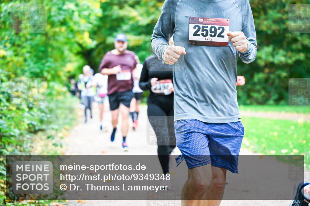 12.10.2025 - Bramfelder Halbmarathon 2025 Dr. Thomas Lammeyer http://msf.ph/oto/9349348 12.10.2025 10:30:30 Laufen 34, 2592 meine-sportfotos.de