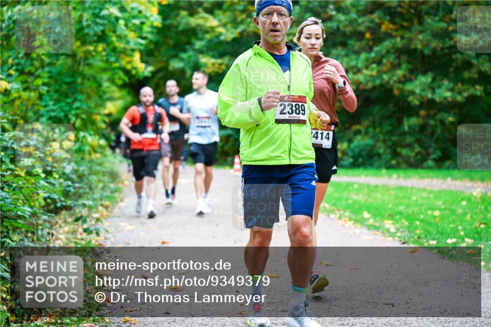 12.10.2025 - Bramfelder Halbmarathon 2025 Dr. Thomas Lammeyer http://msf.ph/oto/9349379 12.10.2025 10:30:37 Laufen 2389, 414 meine-sportfotos.de