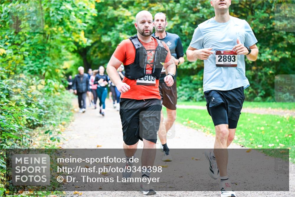 12.10.2025 - Bramfelder Halbmarathon 2025 Dr. Thomas Lammeyer http://msf.ph/oto/9349398 12.10.2025 10:30:40 Laufen 603, 2893 meine-sportfotos.de