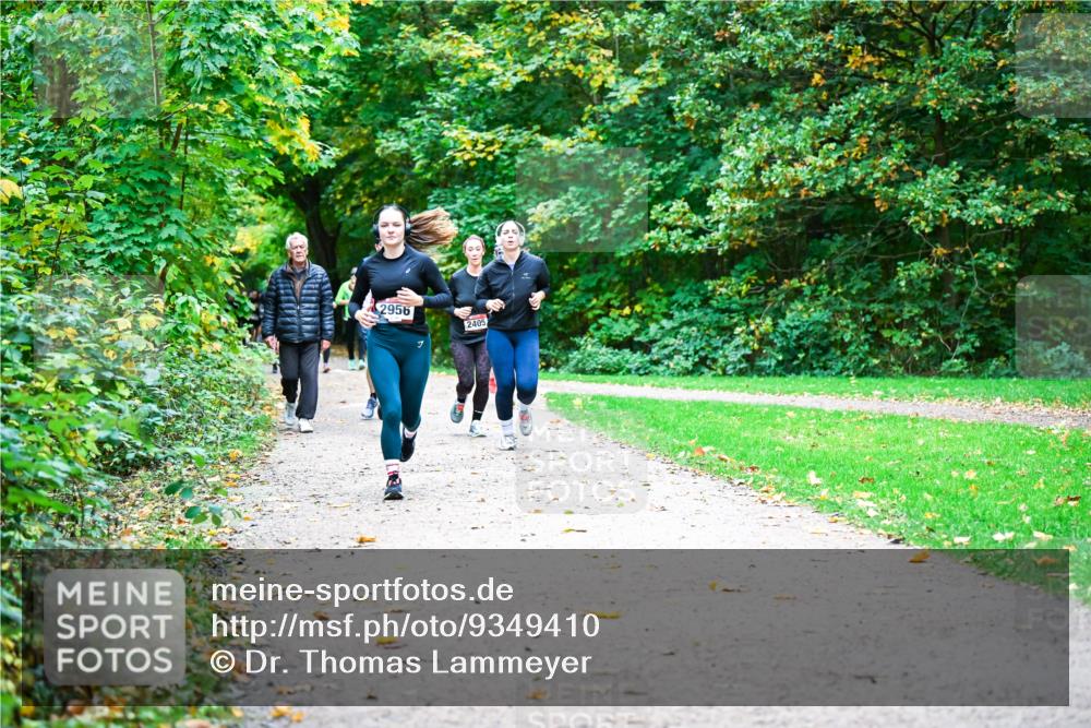 12.10.2025 - Bramfelder Halbmarathon 2025 Dr. Thomas Lammeyer http://msf.ph/oto/9349410 12.10.2025 10:30:43 Laufen 2956, 2405 meine-sportfotos.de