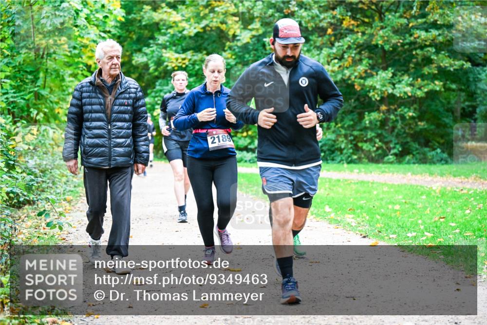 12.10.2025 - Bramfelder Halbmarathon 2025 Dr. Thomas Lammeyer http://msf.ph/oto/9349463 12.10.2025 10:30:54 Laufen 2189, 0 meine-sportfotos.de
