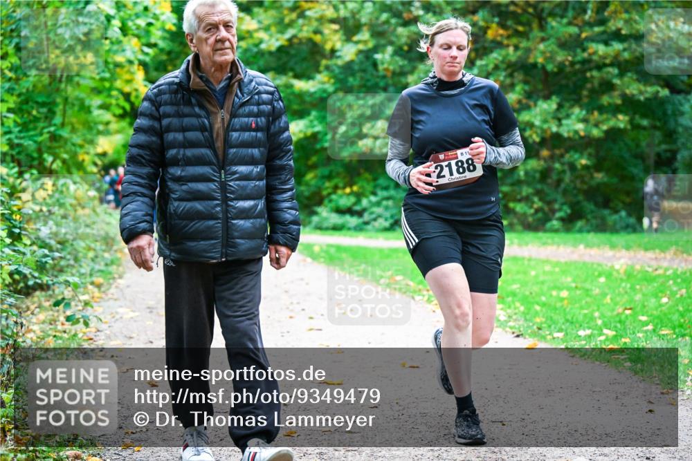 12.10.2025 - Bramfelder Halbmarathon 2025 Dr. Thomas Lammeyer http://msf.ph/oto/9349479 12.10.2025 10:30:57 Laufen 11, 2188 meine-sportfotos.de