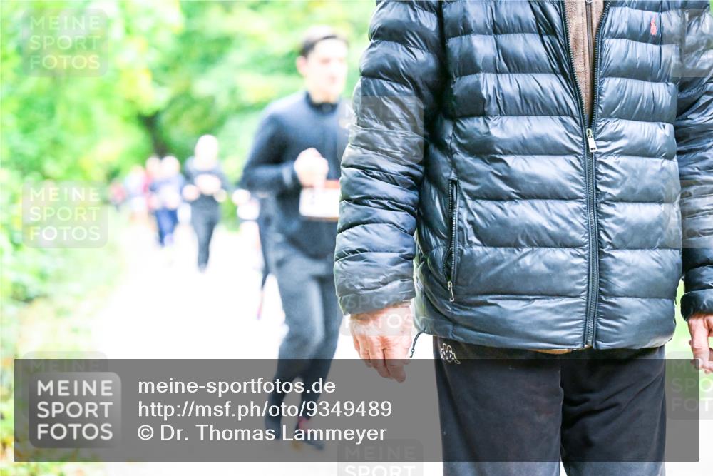 12.10.2025 - Bramfelder Halbmarathon 2025 Dr. Thomas Lammeyer http://msf.ph/oto/9349489 12.10.2025 10:30:59 Laufen  meine-sportfotos.de