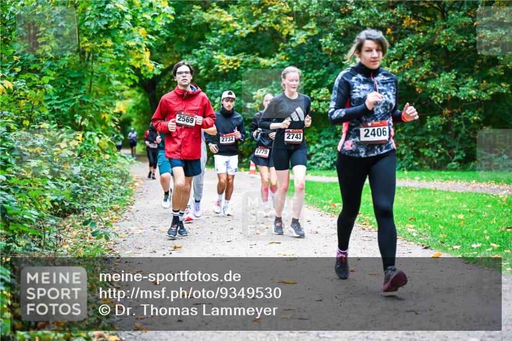12.10.2025 - Bramfelder Halbmarathon 2025 Dr. Thomas Lammeyer http://msf.ph/oto/9349530 12.10.2025 10:31:07 Laufen 2569, 2406, 2743, 2732, 2779 meine-sportfotos.de