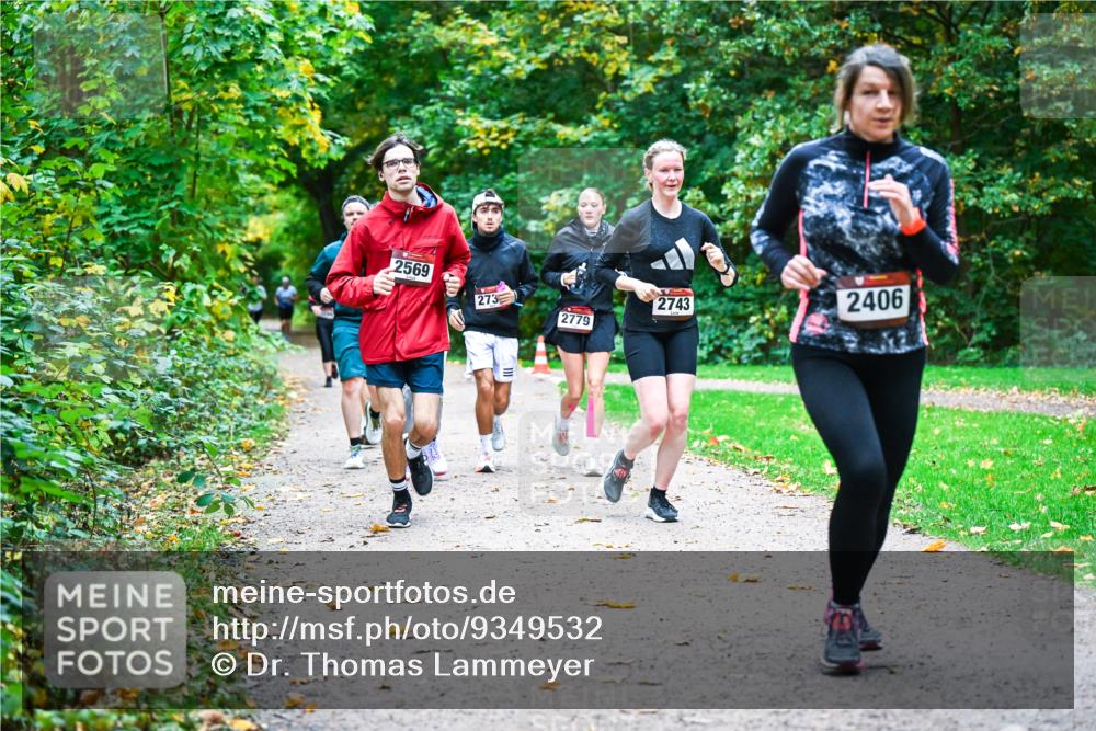 12.10.2025 - Bramfelder Halbmarathon 2025 Dr. Thomas Lammeyer http://msf.ph/oto/9349532 12.10.2025 10:31:07 Laufen 2569, 273, 2743, 2406, 2779 meine-sportfotos.de