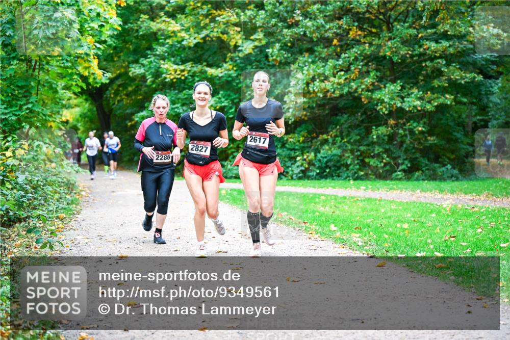 12.10.2025 - Bramfelder Halbmarathon 2025 Dr. Thomas Lammeyer http://msf.ph/oto/9349561 12.10.2025 10:31:14 Laufen 2286, 2827, 2617 meine-sportfotos.de
