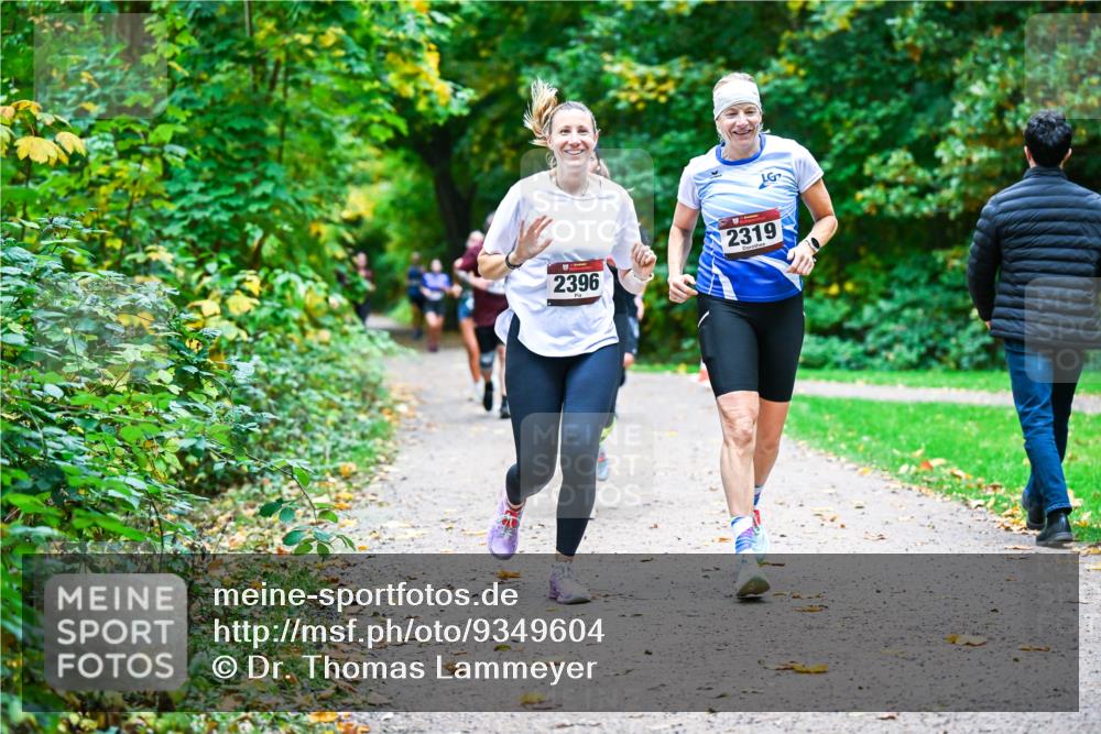 12.10.2025 - Bramfelder Halbmarathon 2025 Dr. Thomas Lammeyer http://msf.ph/oto/9349604 12.10.2025 10:31:24 Laufen 2396, 2319 meine-sportfotos.de