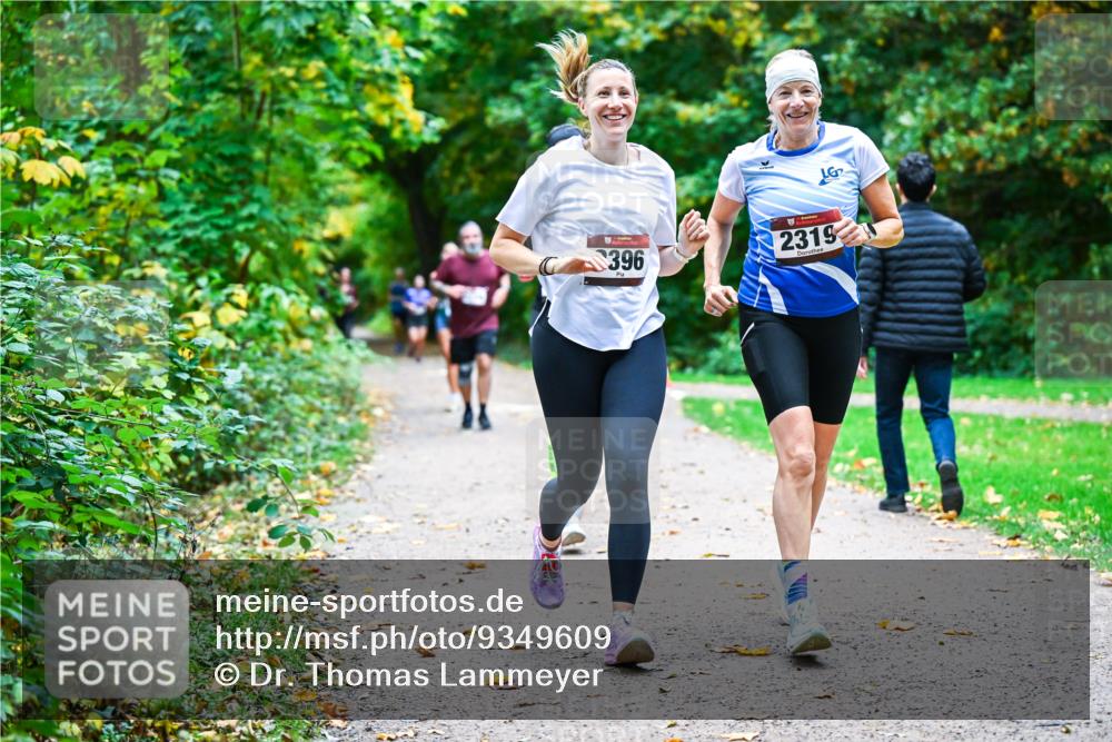 12.10.2025 - Bramfelder Halbmarathon 2025 Dr. Thomas Lammeyer http://msf.ph/oto/9349609 12.10.2025 10:31:25 Laufen 396, 2319 meine-sportfotos.de