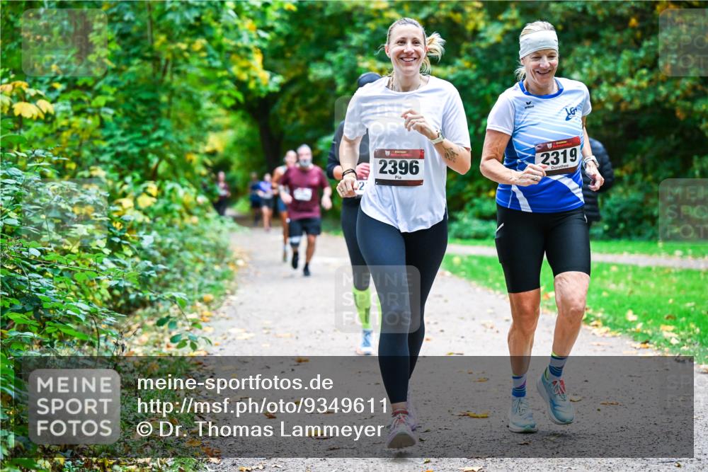 12.10.2025 - Bramfelder Halbmarathon 2025 Dr. Thomas Lammeyer http://msf.ph/oto/9349611 12.10.2025 10:31:25 Laufen 2396, 2319 meine-sportfotos.de