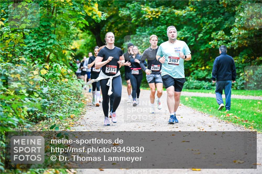 12.10.2025 - Bramfelder Halbmarathon 2025 Dr. Thomas Lammeyer http://msf.ph/oto/9349830 12.10.2025 10:32:07 Laufen 2467, 2865, 2390, 2373, 2374 meine-sportfotos.de