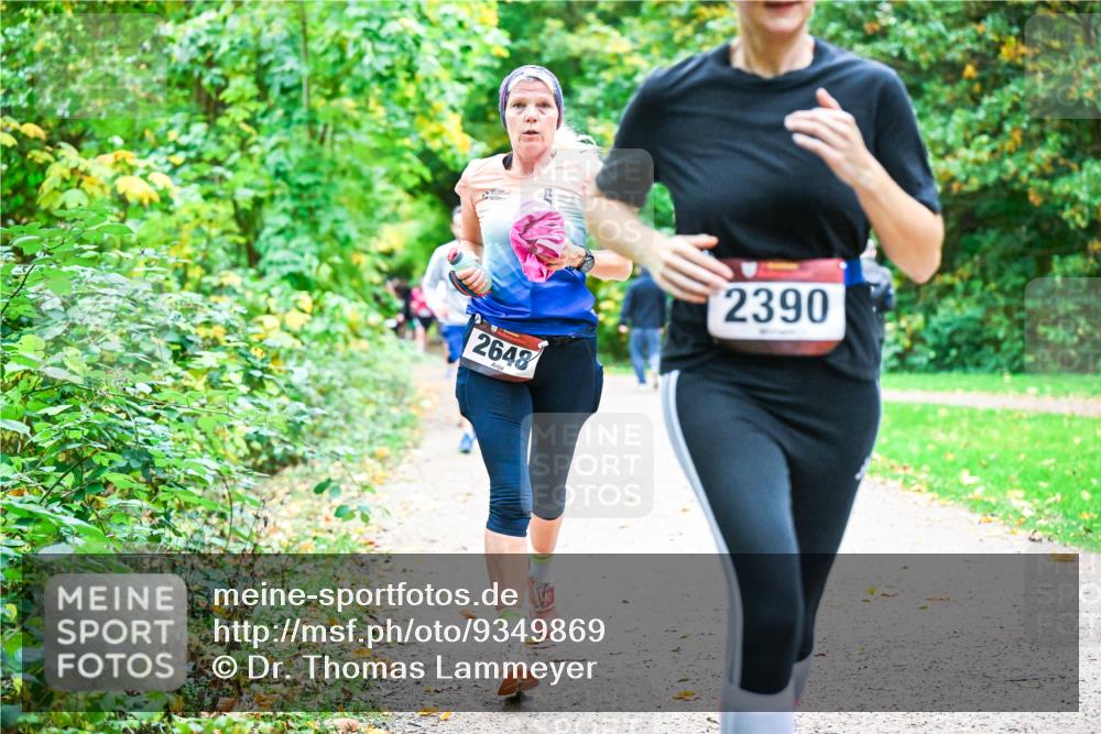 12.10.2025 - Bramfelder Halbmarathon 2025 Dr. Thomas Lammeyer http://msf.ph/oto/9349869 12.10.2025 10:32:14 Laufen 2648, 2390 meine-sportfotos.de