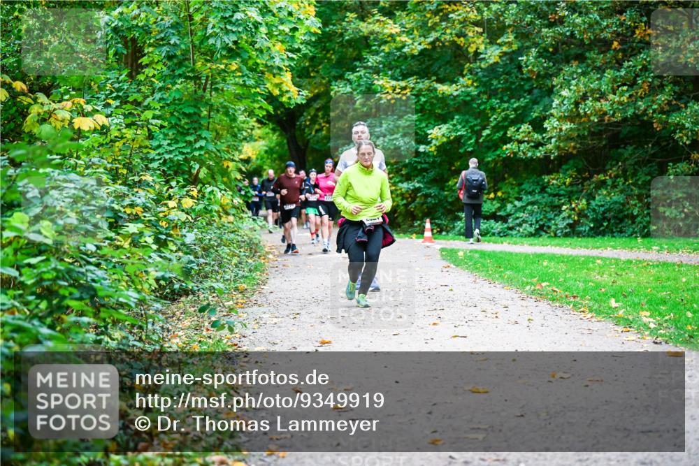 12.10.2025 - Bramfelder Halbmarathon 2025 Dr. Thomas Lammeyer http://msf.ph/oto/9349919 12.10.2025 10:32:21 Laufen  meine-sportfotos.de