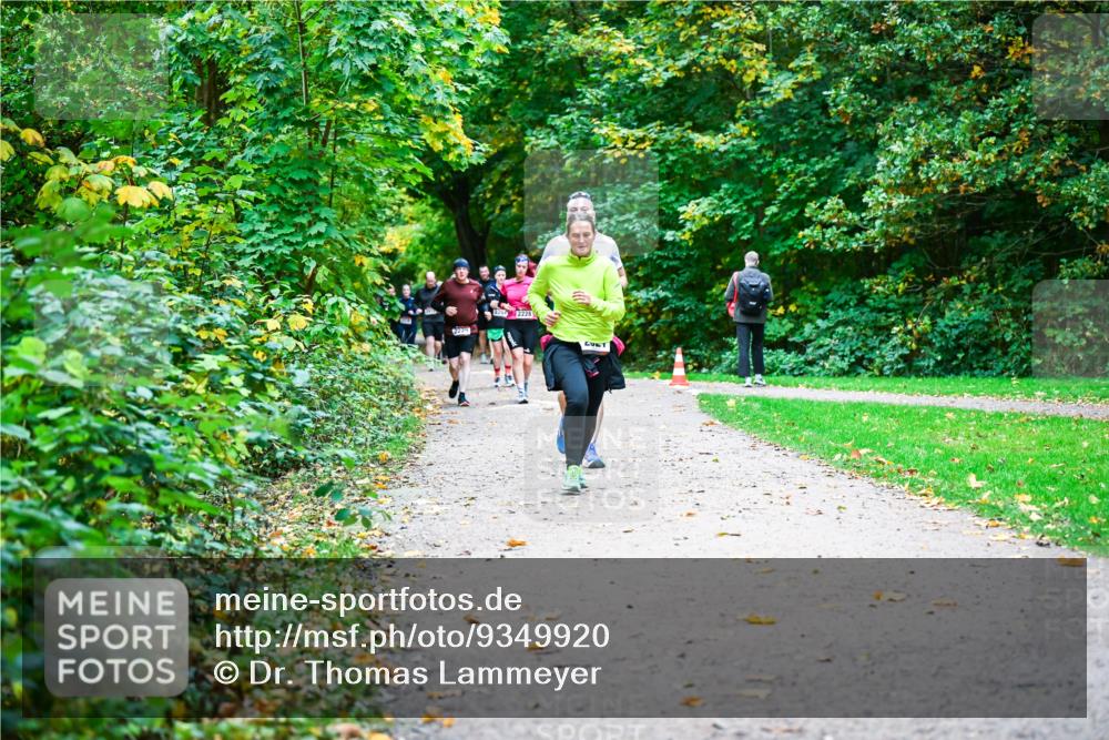 12.10.2025 - Bramfelder Halbmarathon 2025 Dr. Thomas Lammeyer http://msf.ph/oto/9349920 12.10.2025 10:32:22 Laufen  meine-sportfotos.de