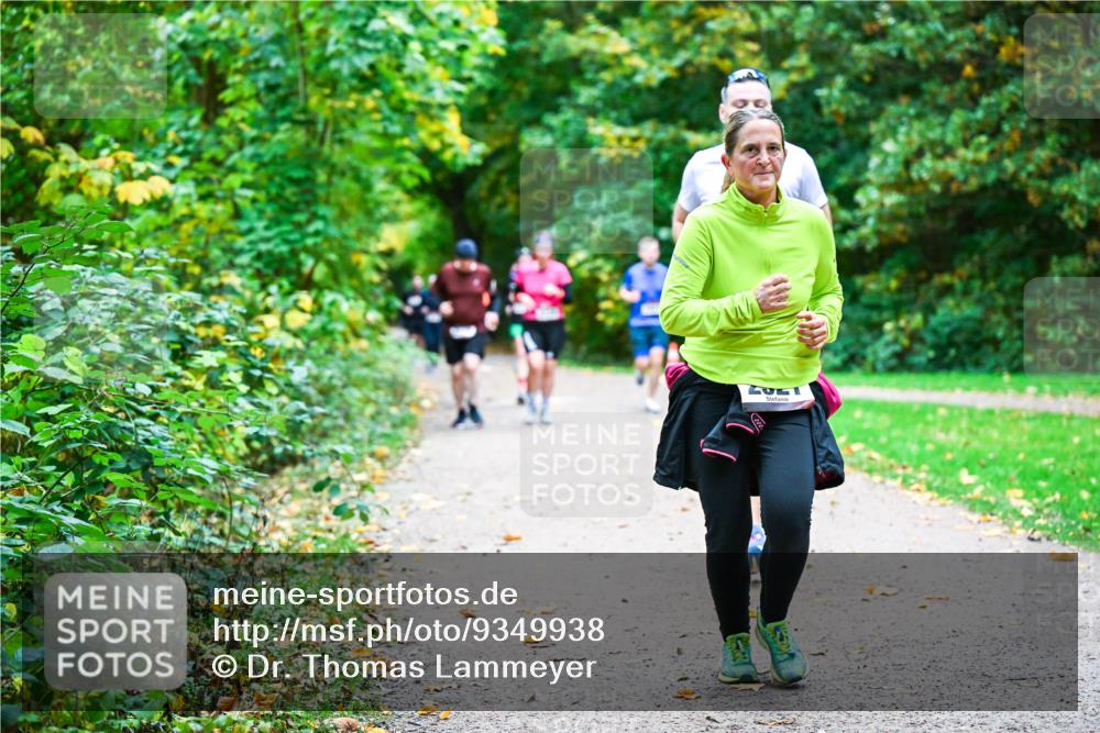 12.10.2025 - Bramfelder Halbmarathon 2025 Dr. Thomas Lammeyer http://msf.ph/oto/9349938 12.10.2025 10:32:24 Laufen  meine-sportfotos.de
