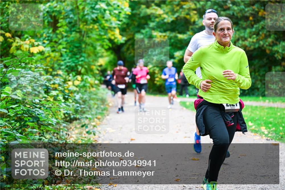 12.10.2025 - Bramfelder Halbmarathon 2025 Dr. Thomas Lammeyer http://msf.ph/oto/9349941 12.10.2025 10:32:25 Laufen  meine-sportfotos.de