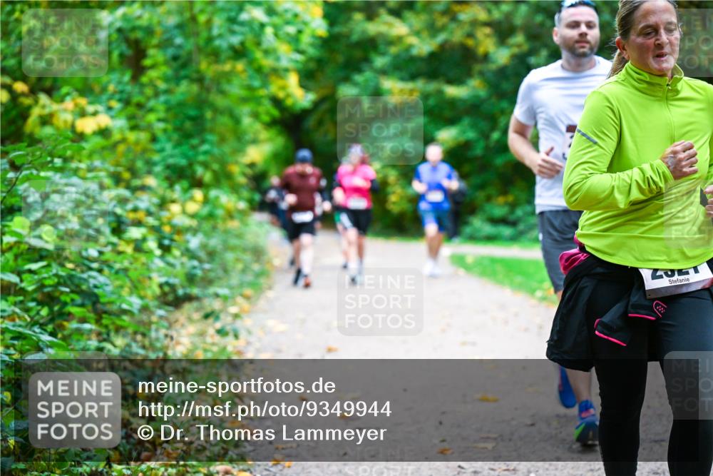 12.10.2025 - Bramfelder Halbmarathon 2025 Dr. Thomas Lammeyer http://msf.ph/oto/9349944 12.10.2025 10:32:25 Laufen  meine-sportfotos.de