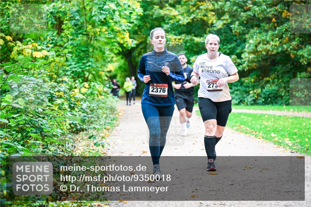 12.10.2025 - Bramfelder Halbmarathon 2025 Dr. Thomas Lammeyer http://msf.ph/oto/9350018 12.10.2025 10:32:36 Laufen 2376, 273 meine-sportfotos.de