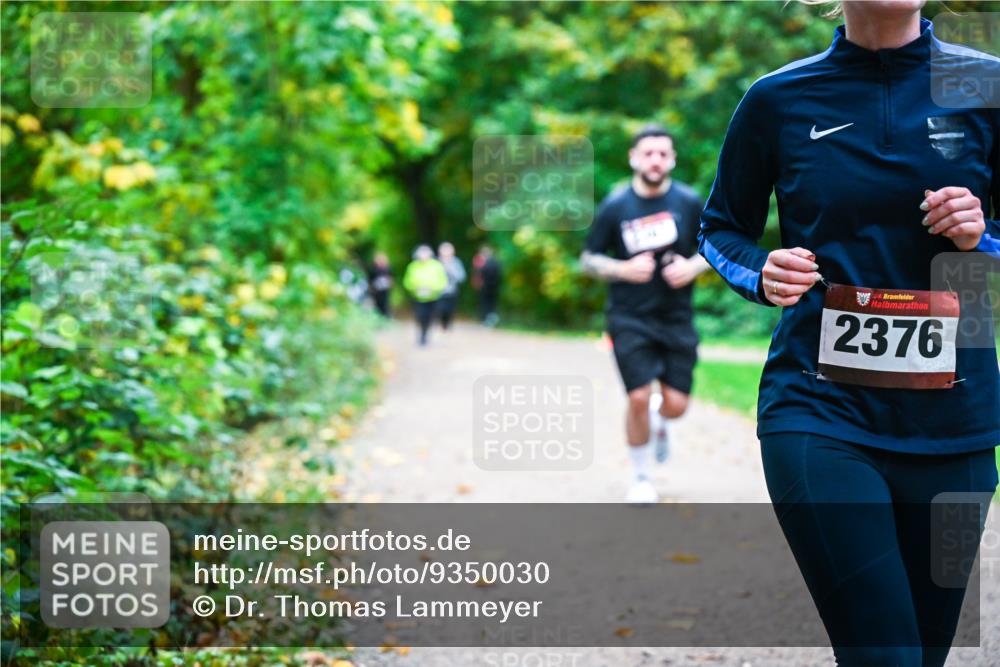 12.10.2025 - Bramfelder Halbmarathon 2025 Dr. Thomas Lammeyer http://msf.ph/oto/9350030 12.10.2025 10:32:38 Laufen 34, 2376 meine-sportfotos.de