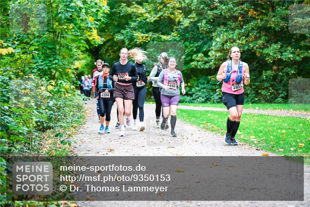 12.10.2025 - Bramfelder Halbmarathon 2025 Dr. Thomas Lammeyer http://msf.ph/oto/9350153 12.10.2025 10:33:05 Laufen 2204, 269, 59, 2804, 2440, 2855 meine-sportfotos.de